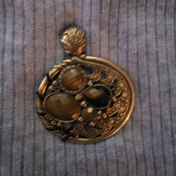 Pendant - Picture 2 of 2